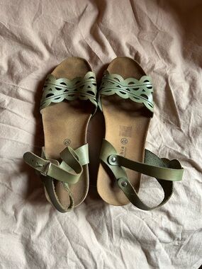Women’s boho sandals
